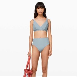 Lululemon Clear Waters HR Bottoms size 6